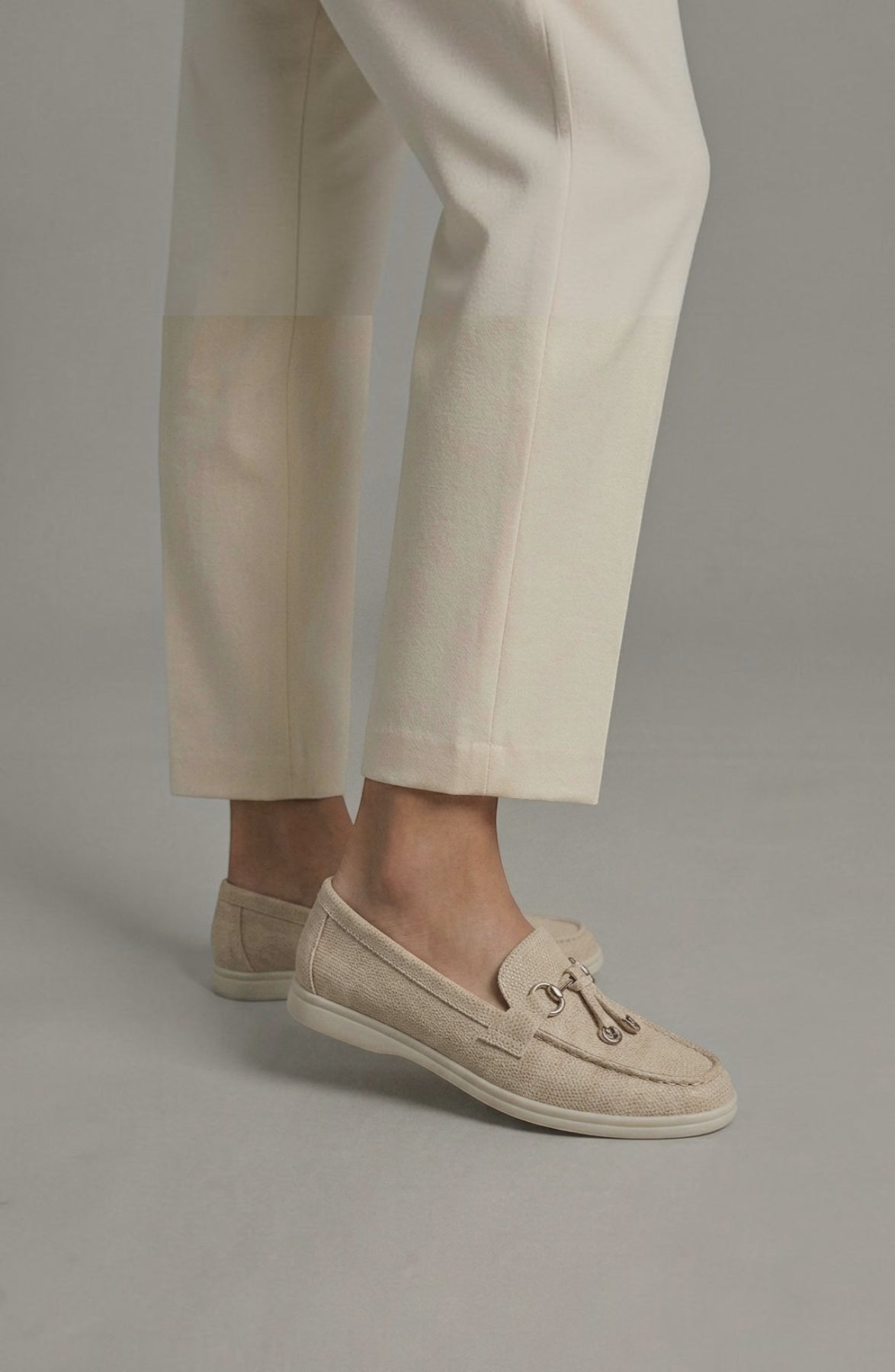 LORVENE Classy Street Loafers in black leather with sleek design and polished finish, showcasing the stylish footwear on a neutral background.