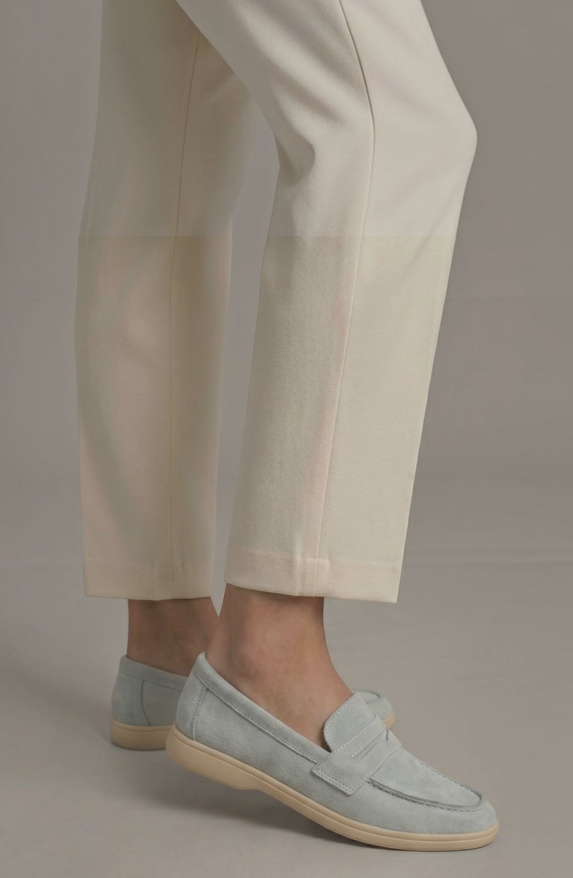 LORVENE Parisian Luxe loafers in classic leather with detailed stitching and elegant slip-on design, perfect for stylish casual wear.