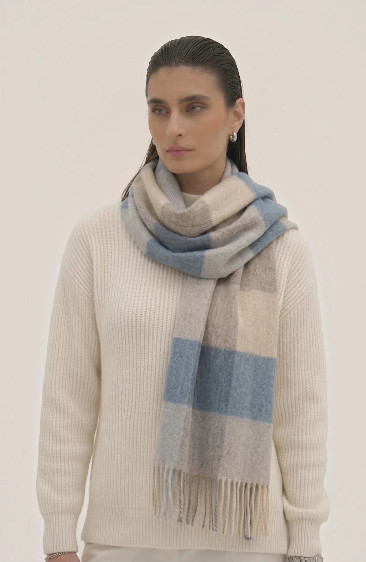 LORVENES Plaid Wool Tassel Scarf