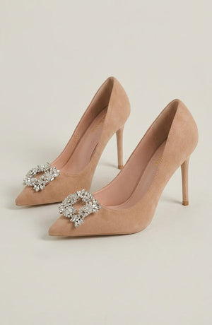 LORVENE modern rose-colored heels with sleek design and pointed toe, stylish footwear for formal or casual occasions. (600x920)