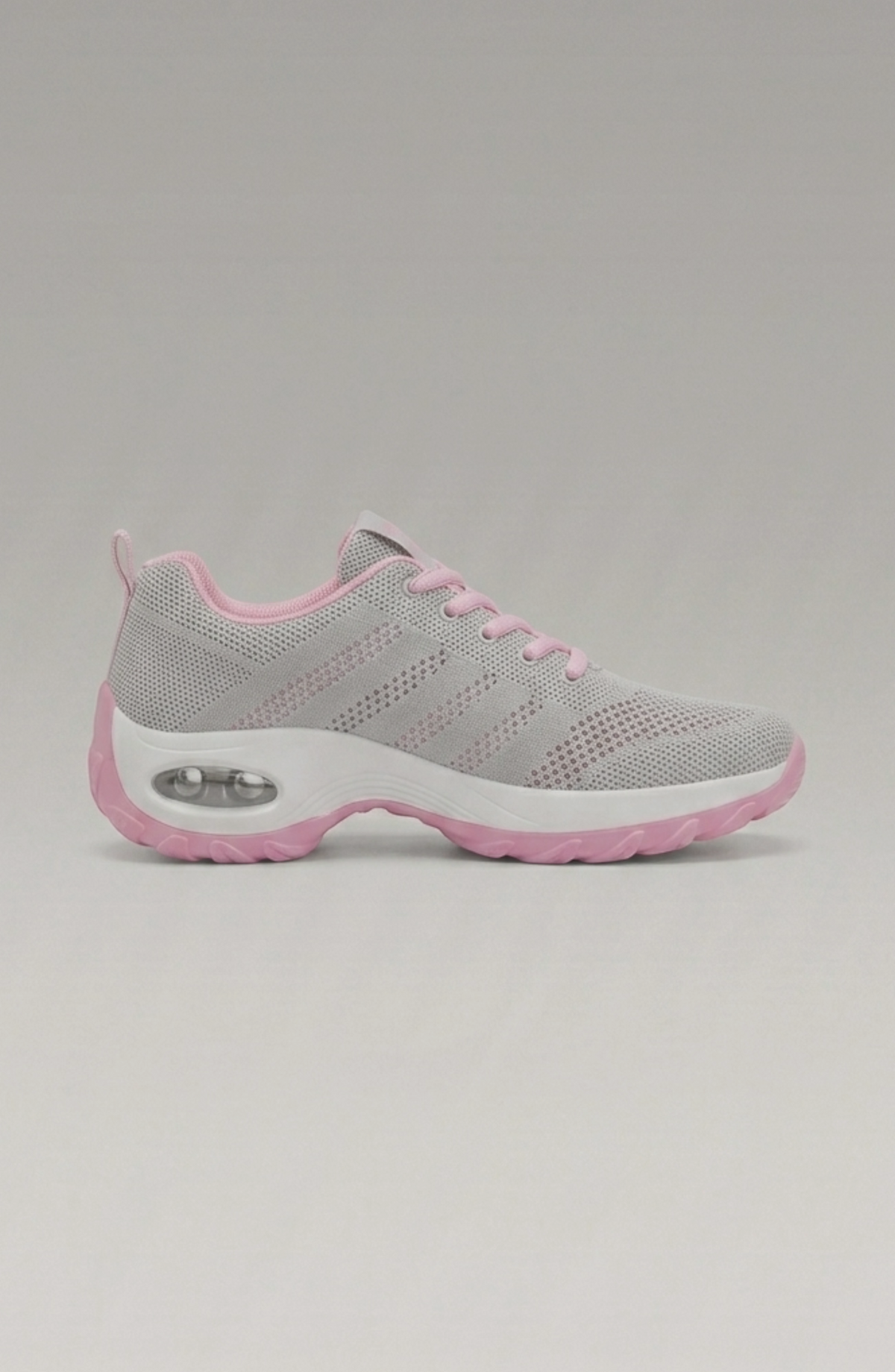 LORVENE Ice Walk Sneakers in black and white with winter traction soles, designed for cold weather outdoor activities