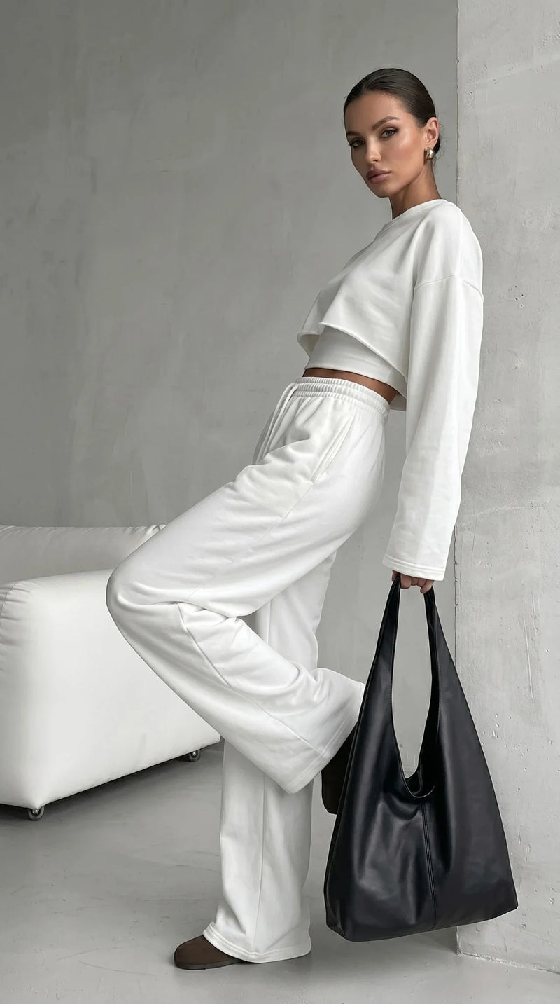 LORVENES women's casual sweater suit with long-sleeved pullover, suspenders, and wide-leg pants, styled for 2023 fashion.